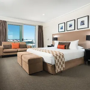 On Devonport Tauranga